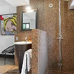 Exclusive Modern In Villa