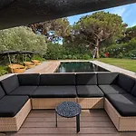 Exclusive Modern In Villa Saint-Tropez