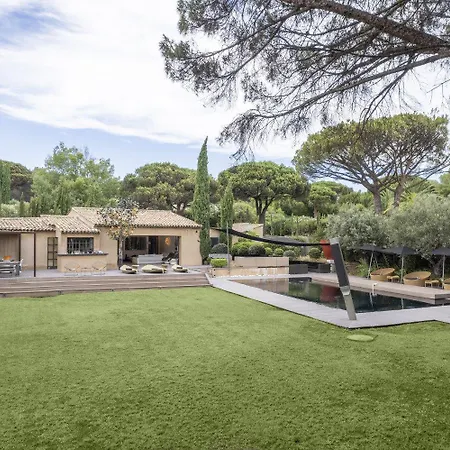 וילה Exclusive Modern In