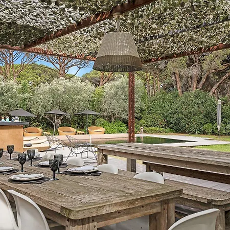 Exclusive Modern In Villa Saint-Tropez