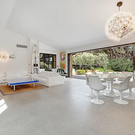 וילה Exclusive Modern In